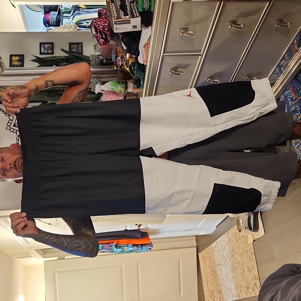 Jordan Warm up pants Never Worn